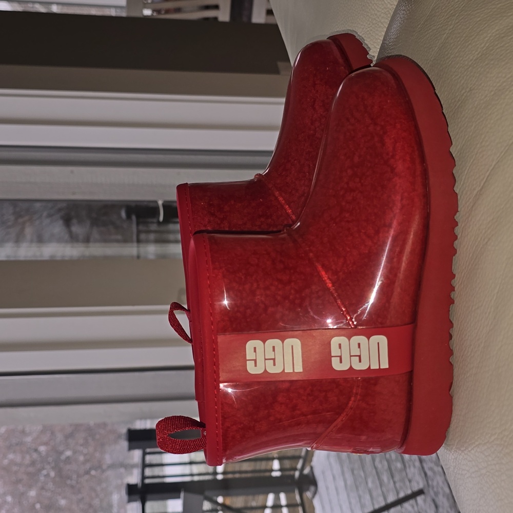 Ugg waterproof boots size 3